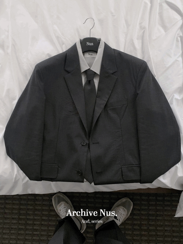 Nus. YEI Suit Jacket